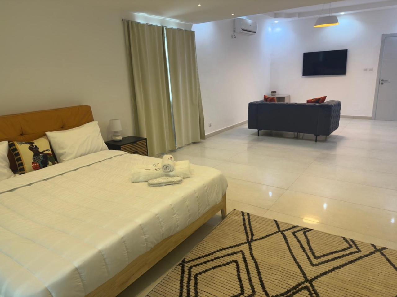 דקר Francesca Guest House מראה חיצוני תמונה