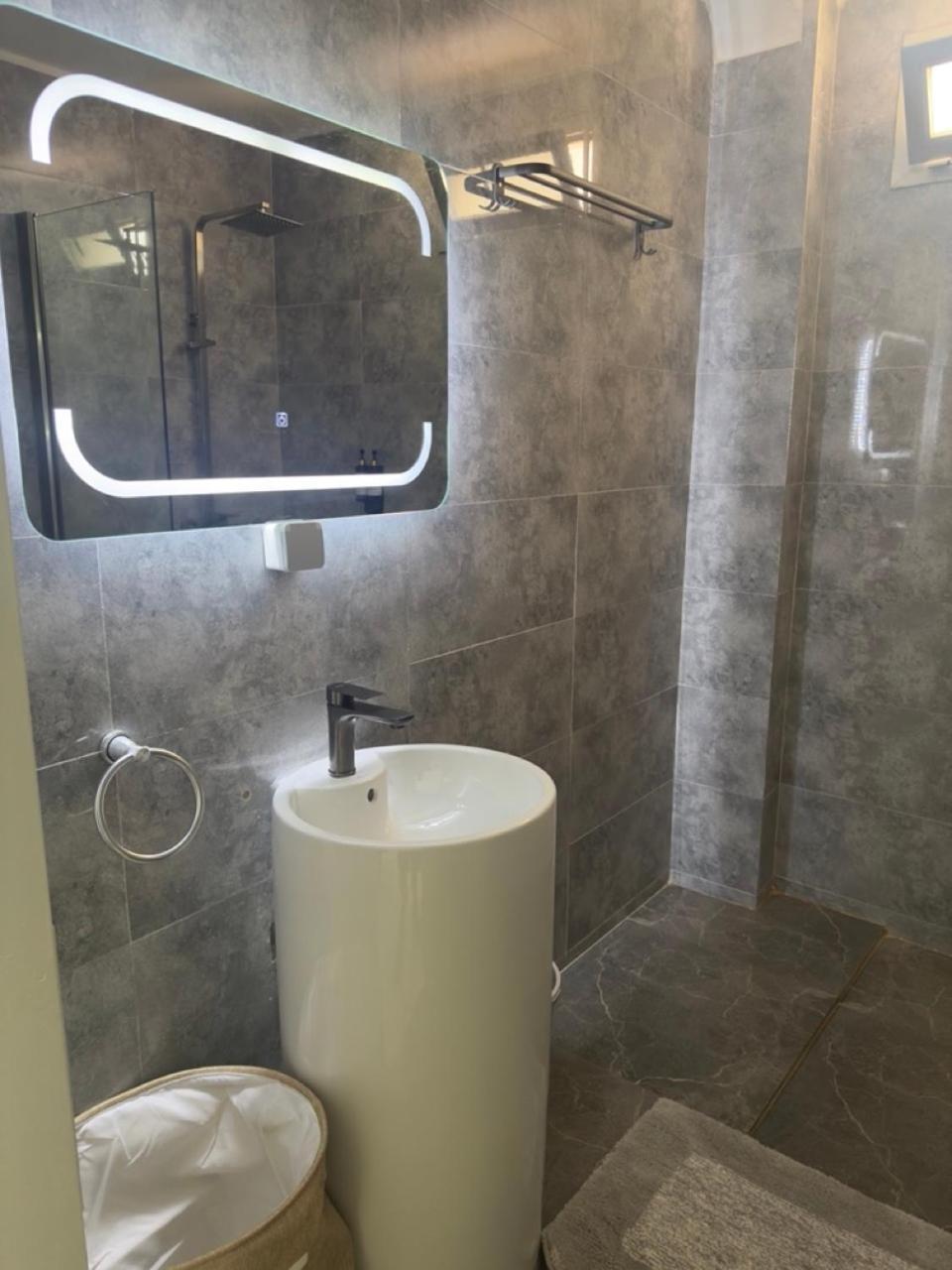 דקר Francesca Guest House מראה חיצוני תמונה