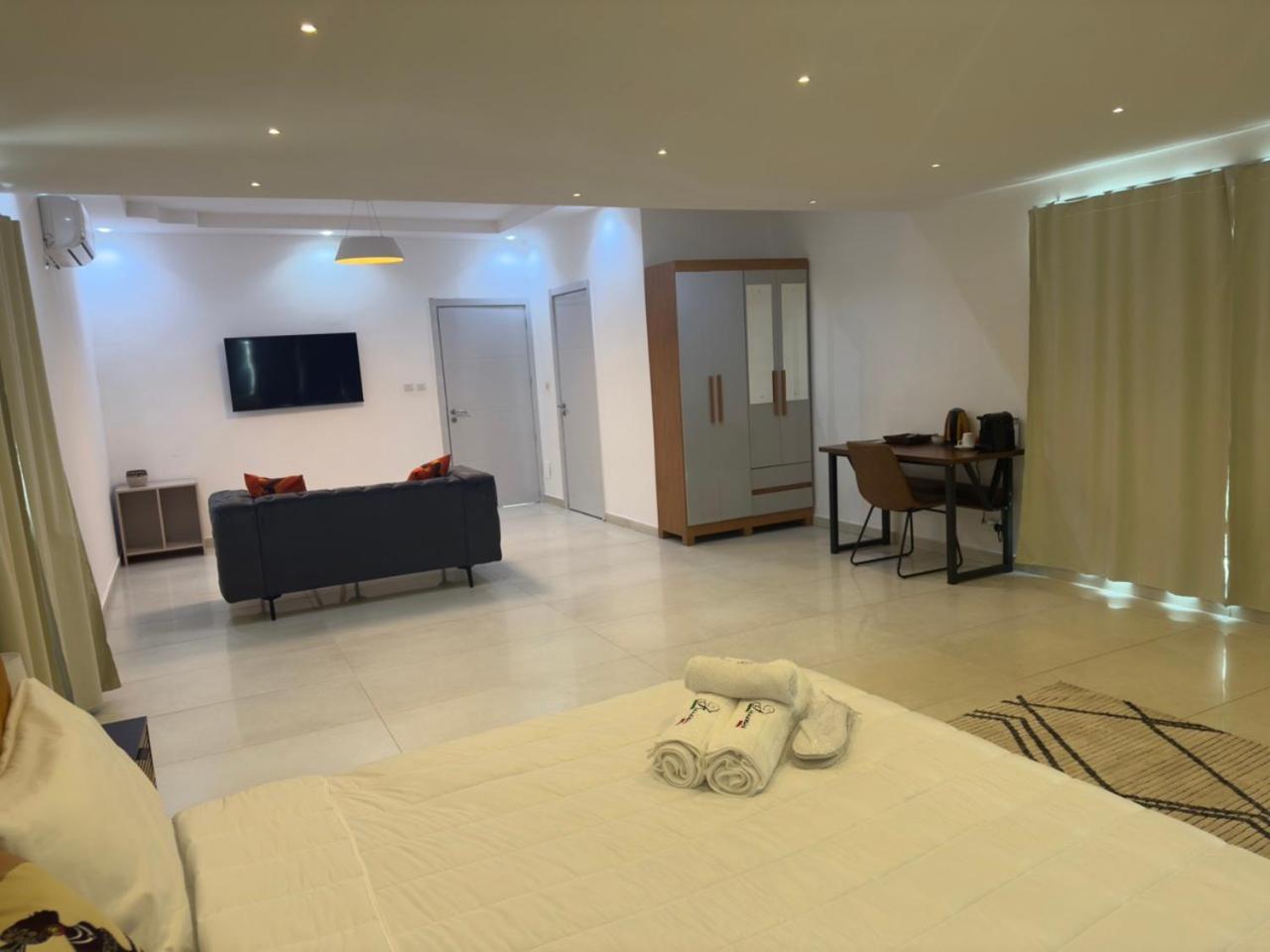 דקר Francesca Guest House מראה חיצוני תמונה